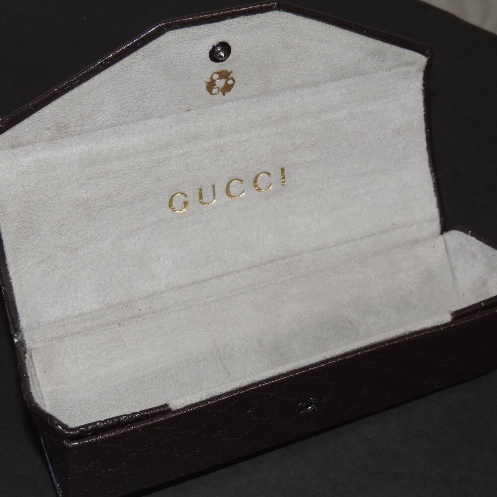 GUCCI Triangular Dark Brown Leather Embossed Logo Glasses Case w/Suede Lining